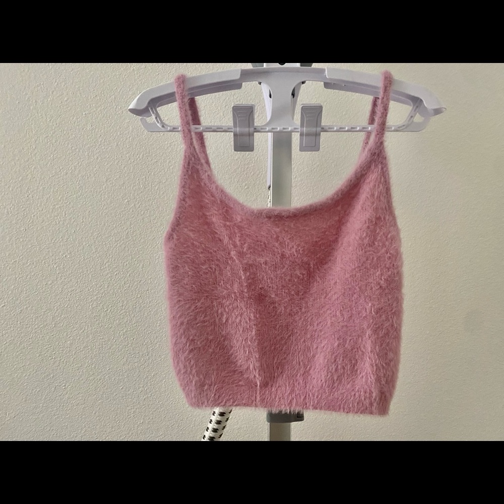 Kendall & Kylie Fuzzy Crop top - light pink - spaghetti straps - small